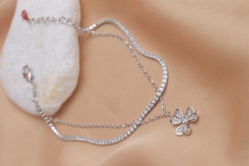 اسوارة فضة تنس مع وردة
