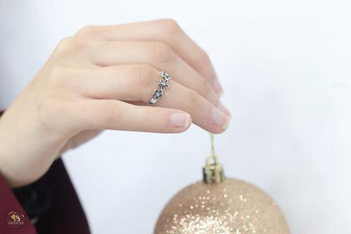 silver ring