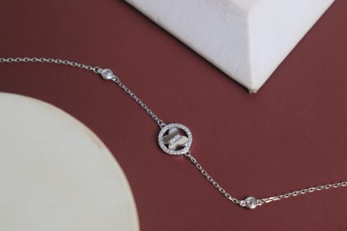اسوارة فراشة دائرة