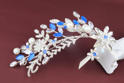 اكليل شعر مع كرستال ابيض و ازرق