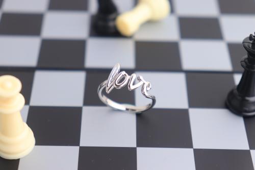 خاتم فضة كلمة love