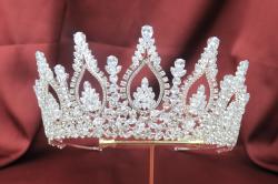 تاج عرائس مرصع بالزيركون